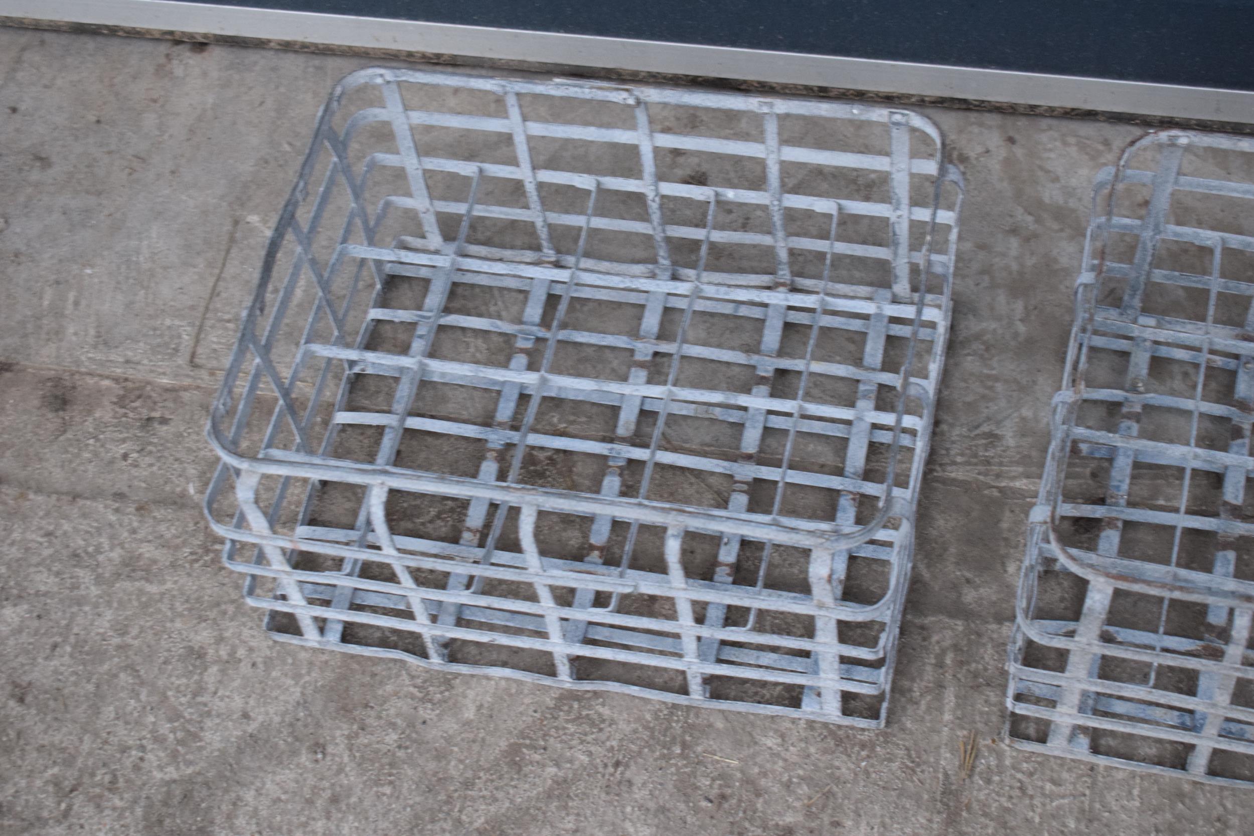A pair of vintage metal stacking milk crates. Each to hold 16 bottles. Approx 44 x 35cm. - Image 5 of 6