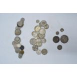 A collection of mainly UK coinage to include 156.9 grams of pre-1947 coins, 49.7 grams of pre-1920