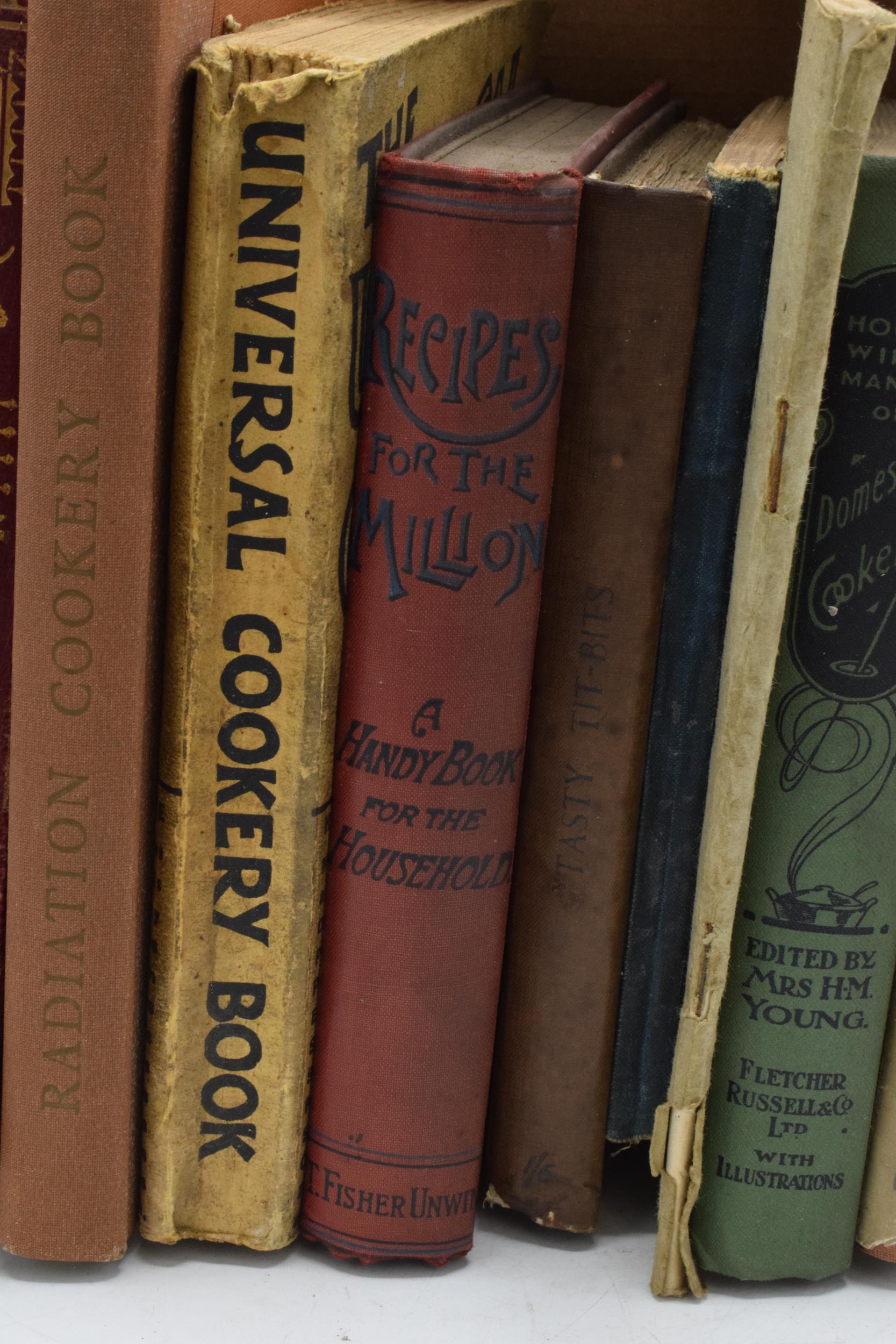 A collection of antiquarian cookery books and recipe cards to include Mrs Beeton's Household - Image 4 of 11