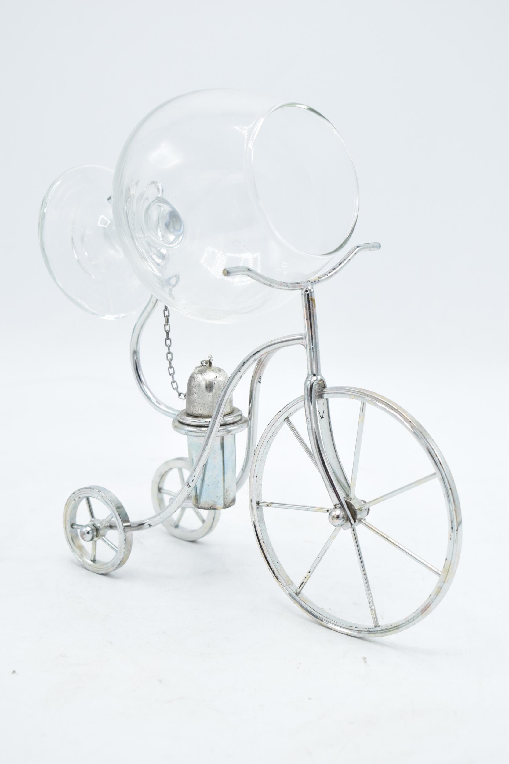 A novelty silver plated brandy warmer in the form of a tricycle / penny farthing style with a glass. - Image 2 of 5