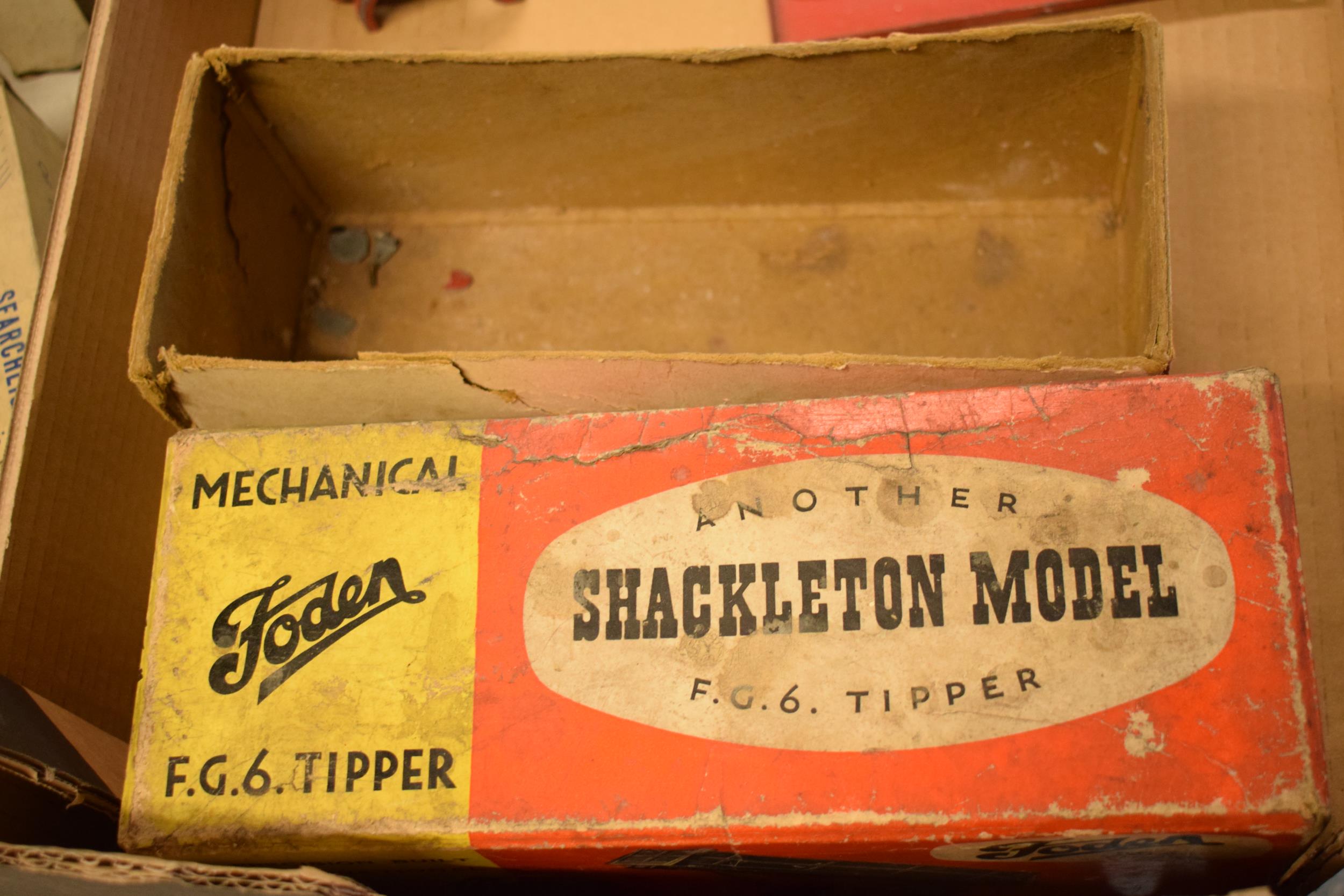 Boxed Shackleton Mechanical Foden F.G.6 Tipper with red cab and tipper. In poor condition. - Image 2 of 8
