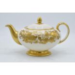 Sadler gilt floral teapot. In good condition with no obvious damage or restoration.
