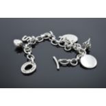 Silver chain bracelet with charms by Links of London. 31.4 grams.