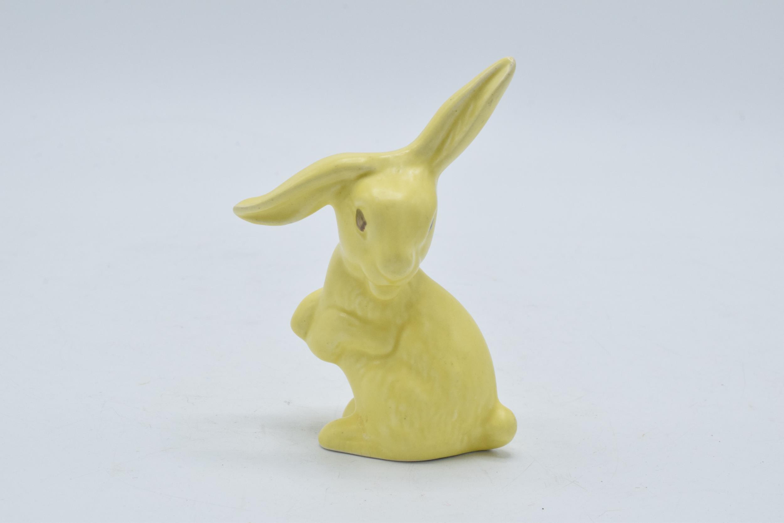 Sylvac lop earred rabbit 1509 in yellow colourway,10cm tall. In good condition with no obvious