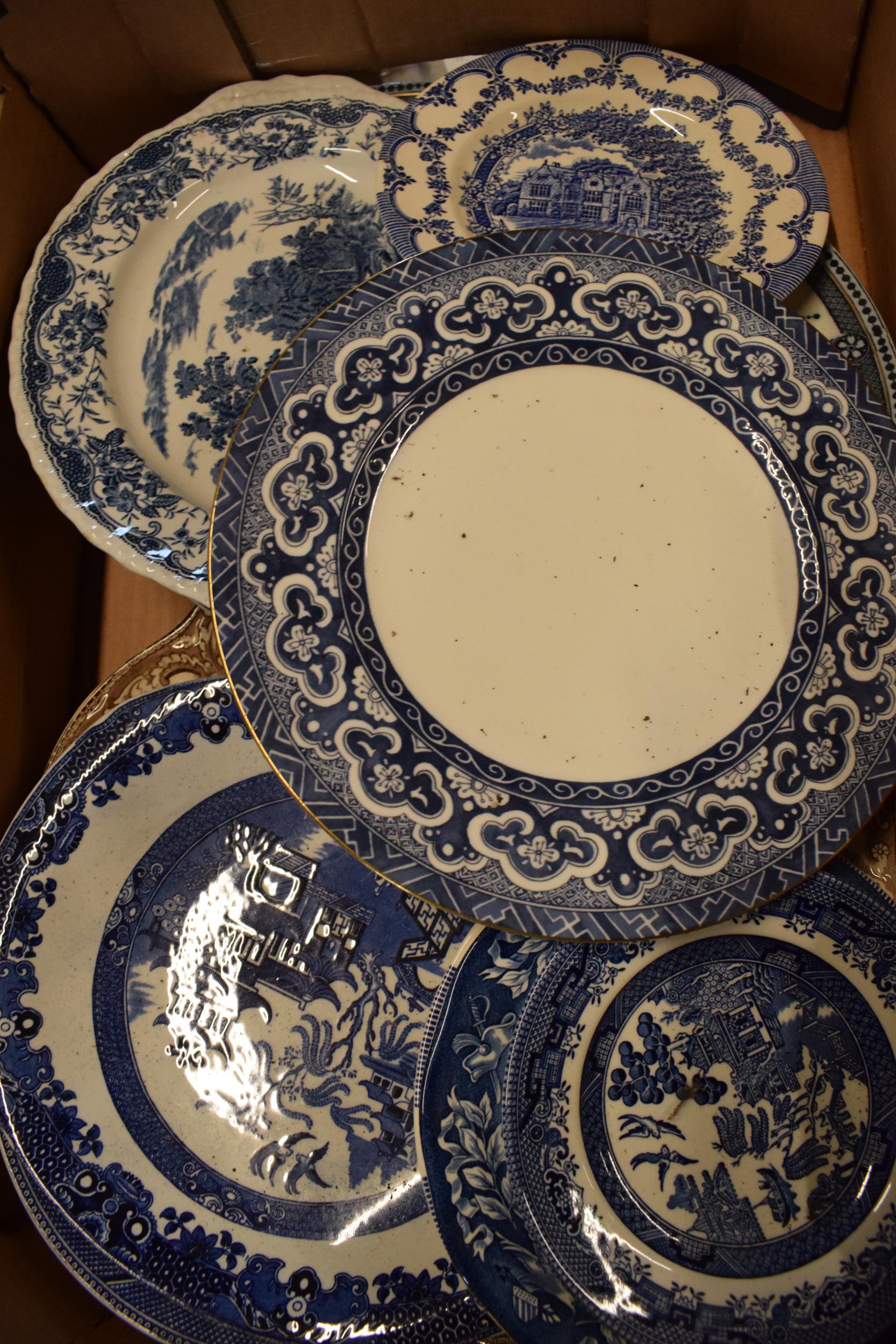 A good collection of mainly 20th century blue and white pottery to include Wedgwood, Booths and - Image 3 of 6