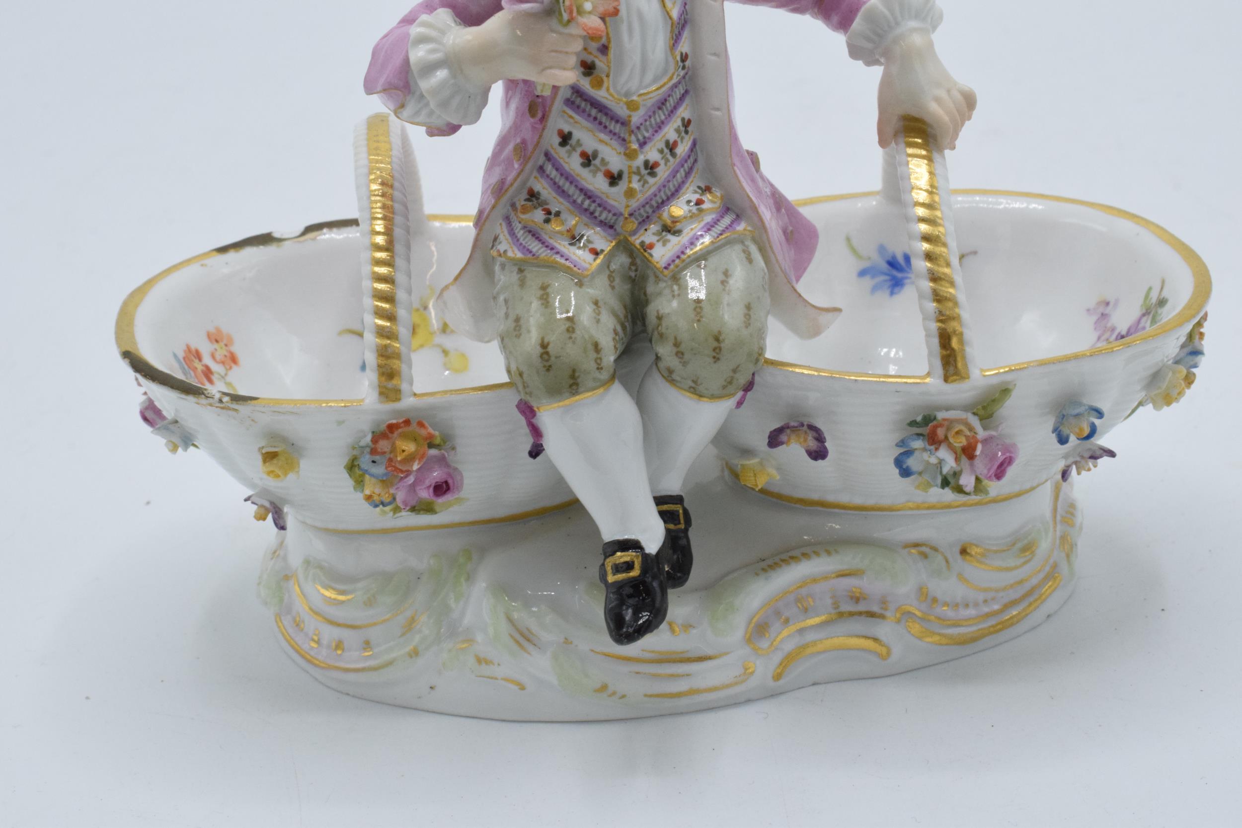 A late 19th / early 20th century Meissen figural table salt in the form of a young boy in 18th - Image 5 of 6