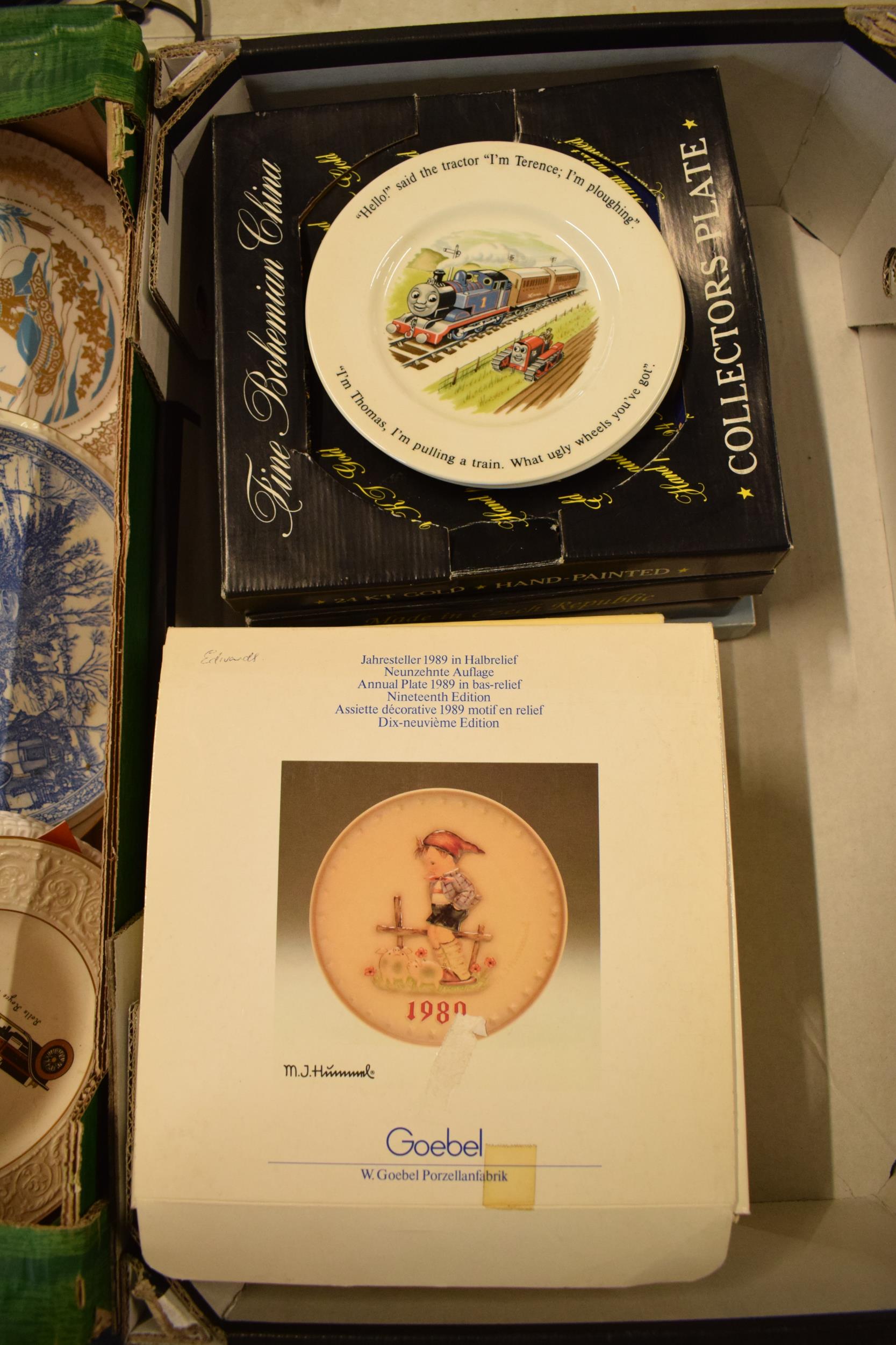 A large collection of collectors wall plates to include Wedgwood, Goebel and many others (Qty). - Image 2 of 3