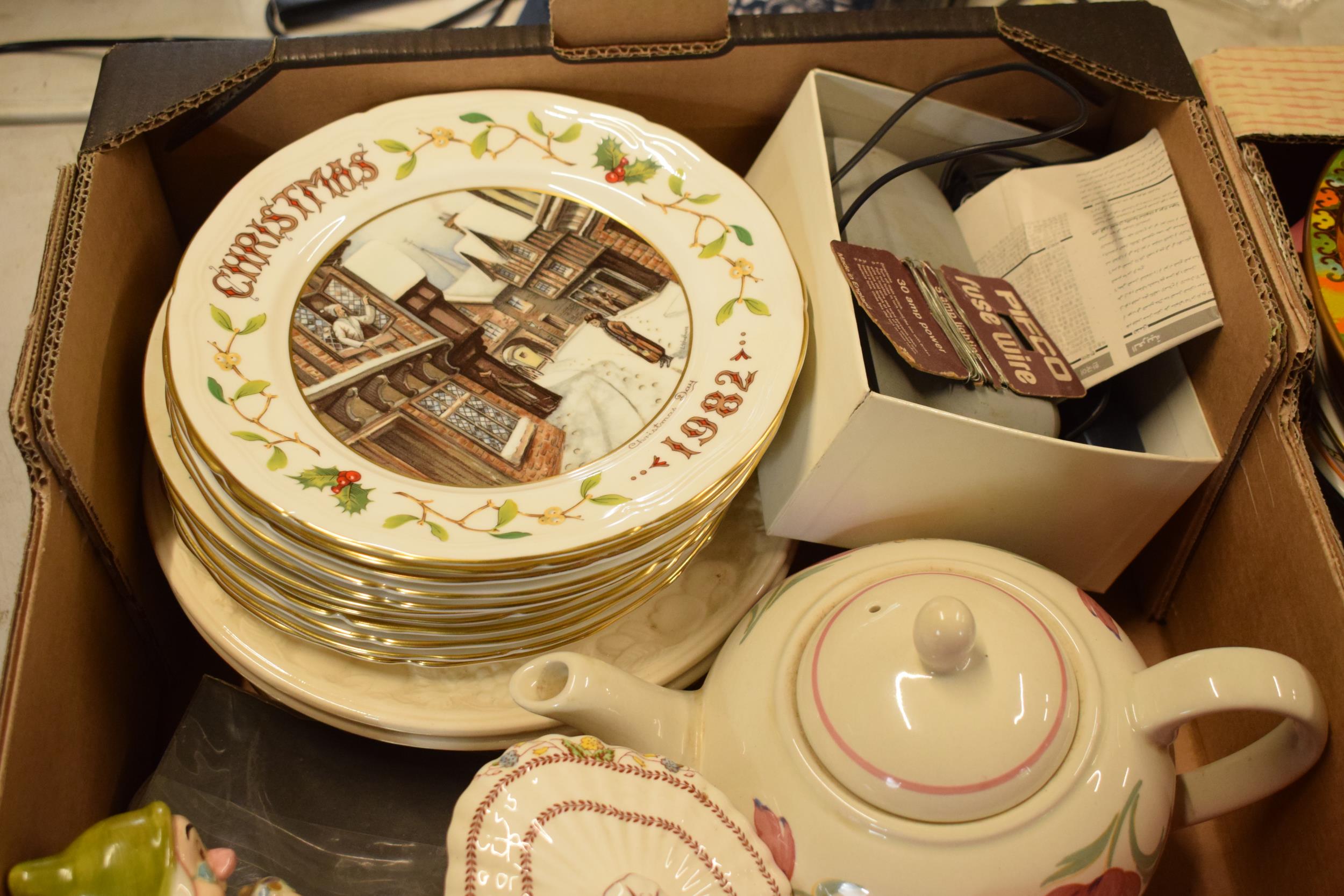 A collection of items to include wall plates, Schmid musical Disney figures, teapots etc (Qty). - Image 7 of 9