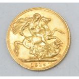 George V 22ct Gold Full Sovereign dated 1915.