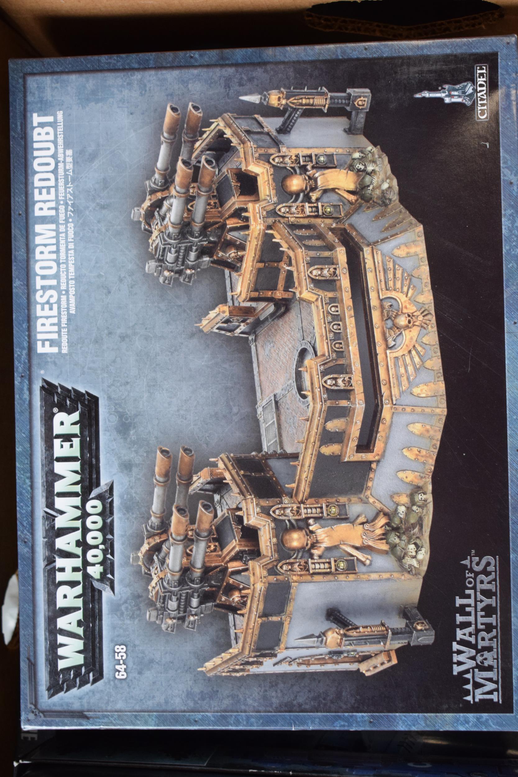 A collection of Warhammer 40,000 sets to include Wall of Mortyrs, Imperial Bunker, Firestorm Redoubt - Image 3 of 5