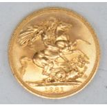 Queen Elizabeth II 22ct gold full sovereign 1981.