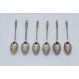 A set of 6 silver Apostle tea spoons. 64.2 grams. London 1913.