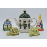 A collection of pottery to include Moorland Pottery Clarice Cliff Crocus-style shaker, Sadler