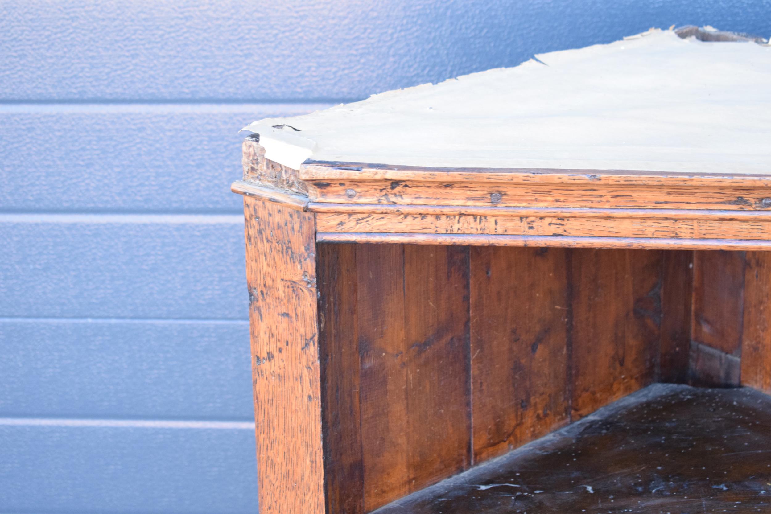 19th century oak corner cupboard with cast metal H-hinges with nice shade of brown, 101cm tall, 74cm - Image 7 of 12