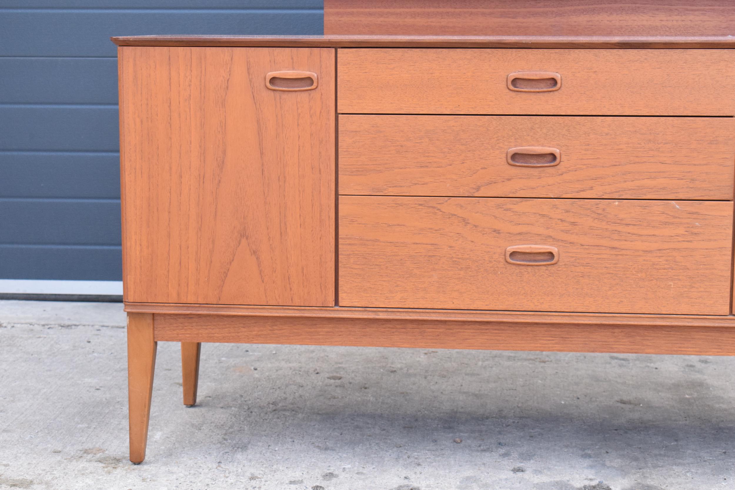 Austinsuite mid century teak mirror backed sideboard / dressing table, 133 x 46 x 122cm tall. Age- - Image 2 of 8