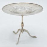 Hallmarked silver ornate bon bon dish / stand in the form of a tripod table with pierced decoration,