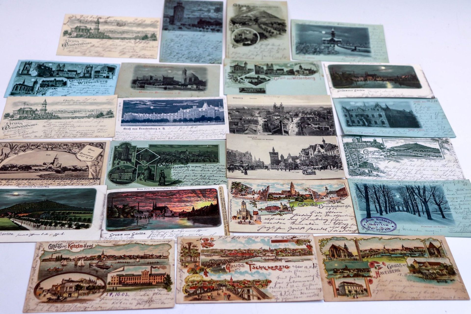 Sammlung von 68 Ansichten-Postkarten um 1900
