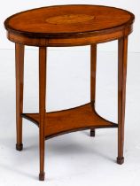 Kleiner ovaler Tisch im Hepplewhite-Stil 