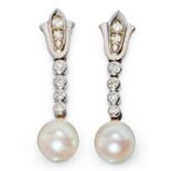 Ein Paar Perl-Diamant-Ohrringe
