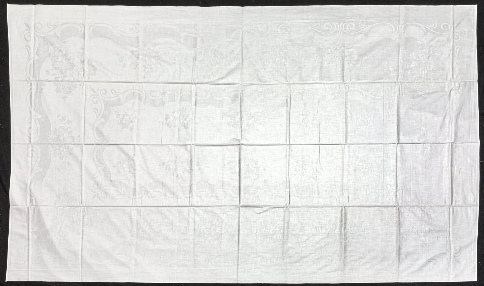 Zwei weiße Tafeltücher - Bild 3 aus 4