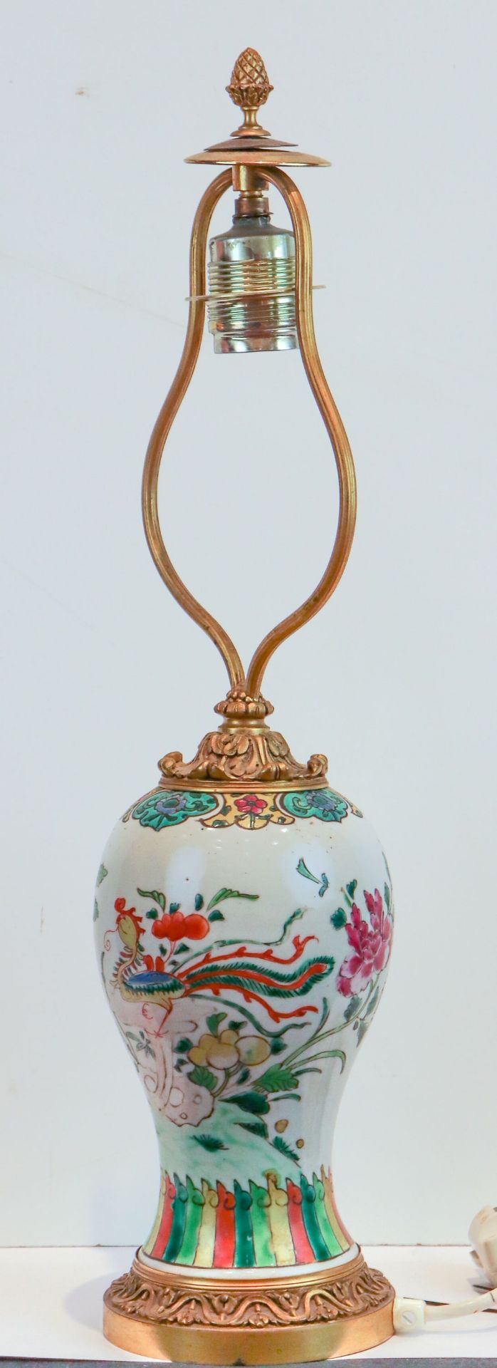 Kleine balusterförmige Vase als Tischlampe montiert China - Bild 2 aus 4