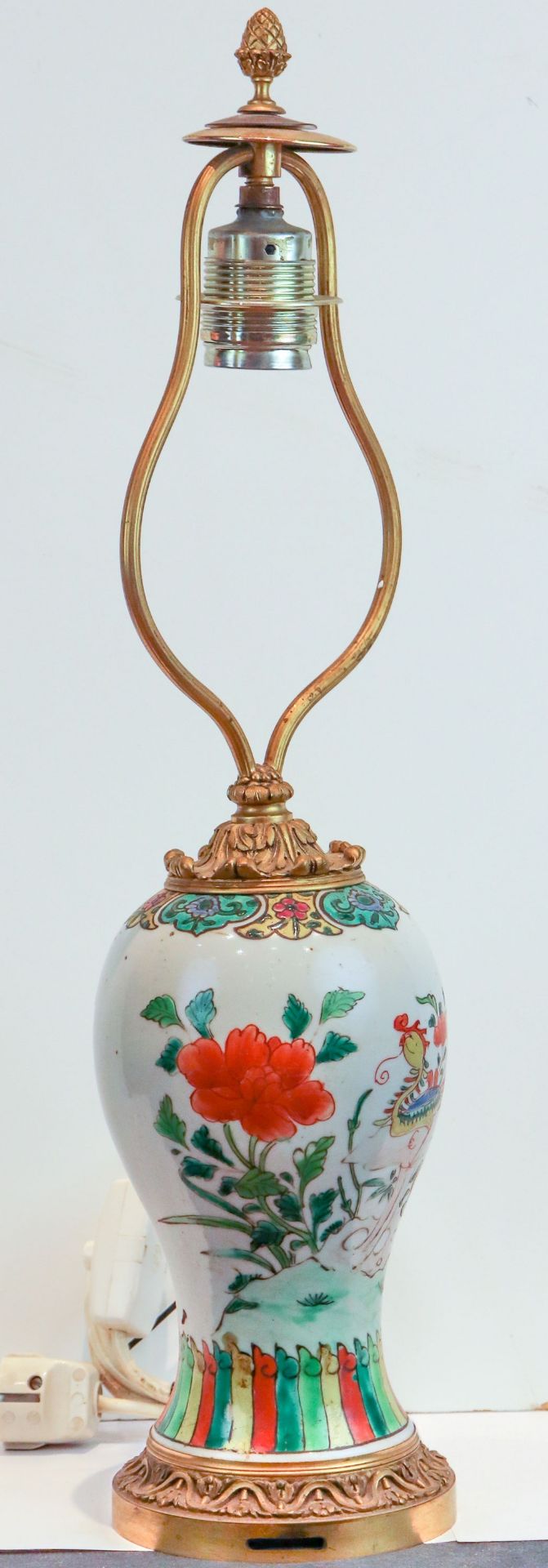 Kleine balusterförmige Vase als Tischlampe montiert China - Bild 4 aus 4