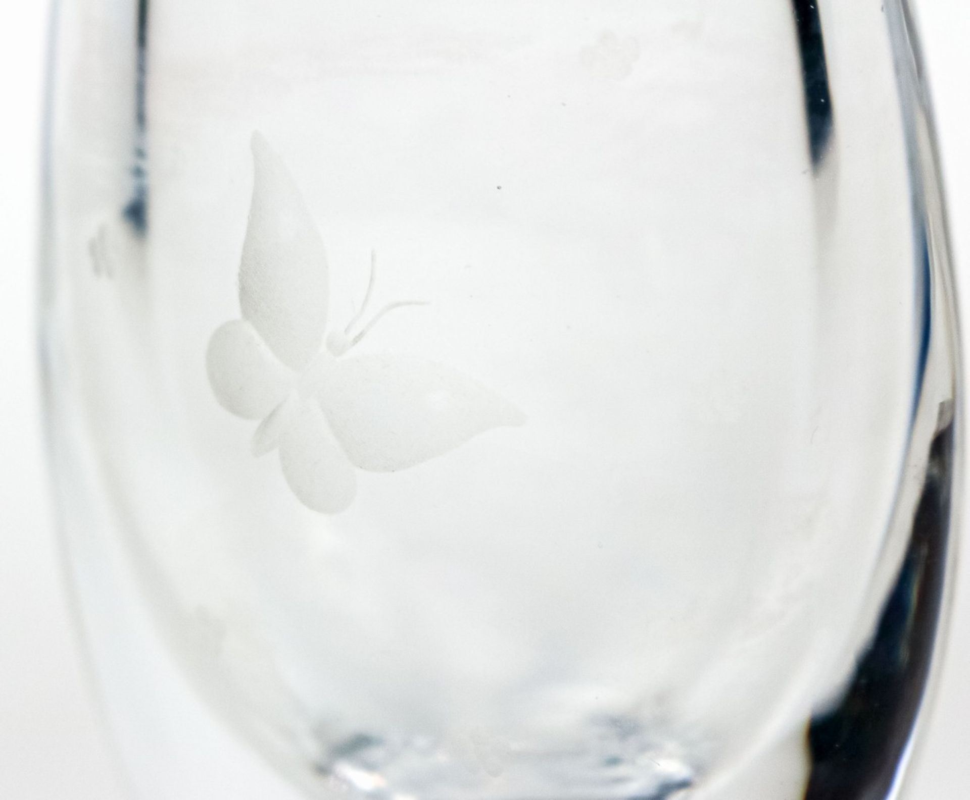 Vase mit Schmetterling Kosta Glasbruk AB, Schweden - Bild 2 aus 3