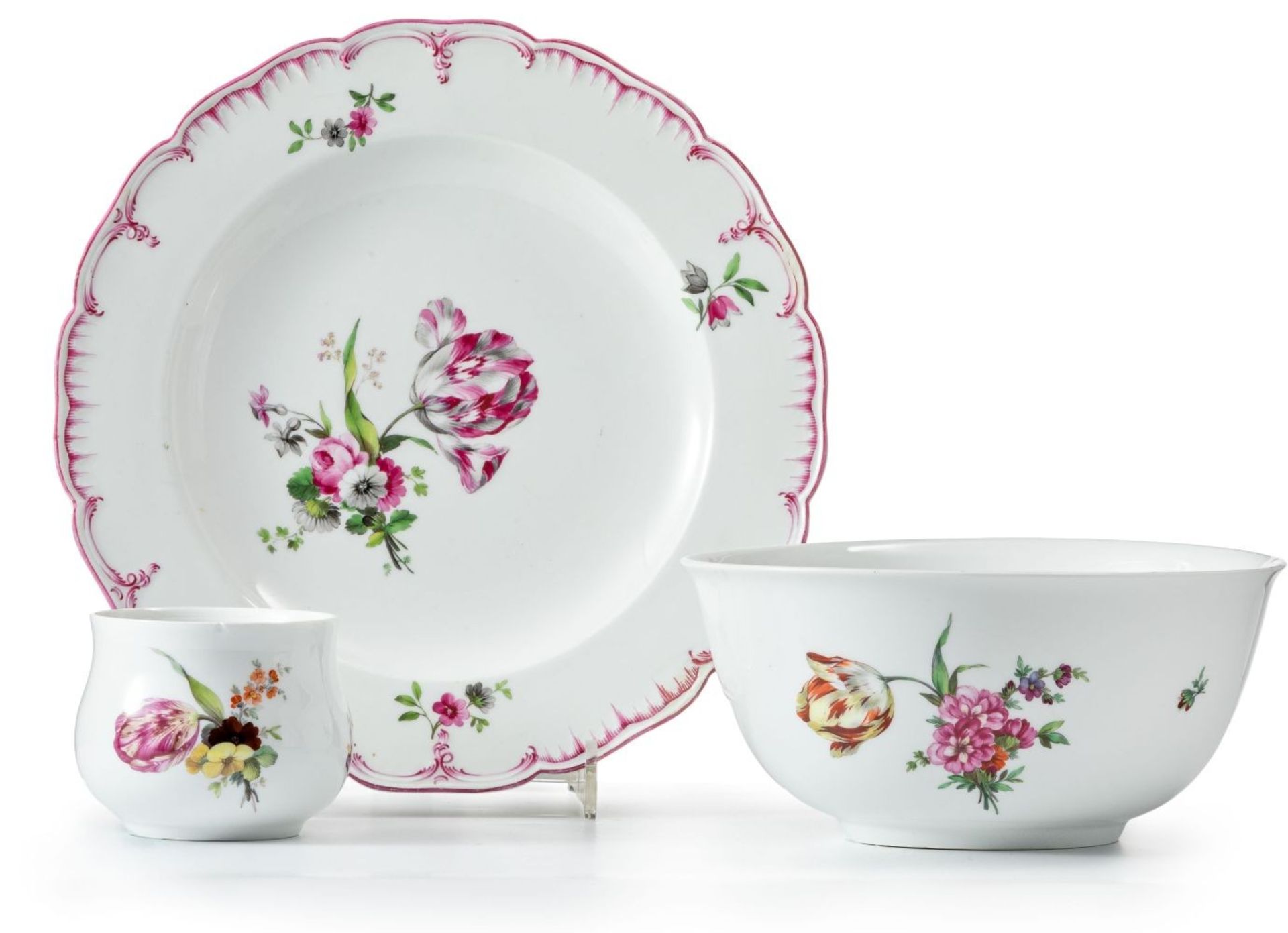 Kumme, Cremetöpfchen und Teller mit Blumenmalerei KPM Berlin, um 1775/95