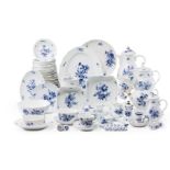 Serviceteile "Blaue Blume" Meissen, 18.-20. Jh.