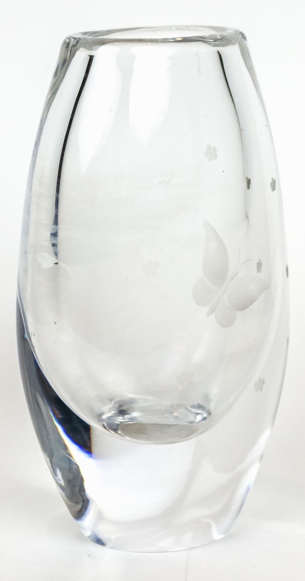 Vase mit Schmetterling Kosta Glasbruk AB, Schweden