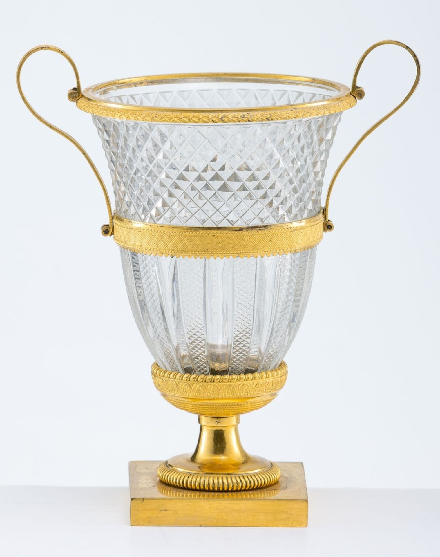 Pokalvase mit Bronzemontierung wohl Frankreich, um 1825 - Image 2 of 2