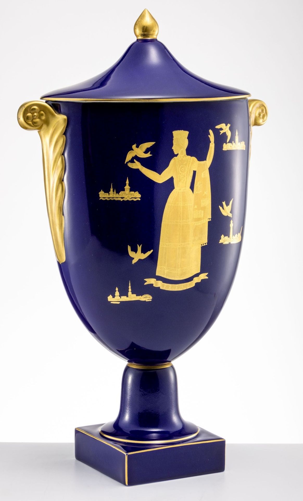 Geschenk-Deckelvase zum Rigaer Presseball 1937  Manufaktur Kuznetsov, Riga, um 1937 - Bild 3 aus 8