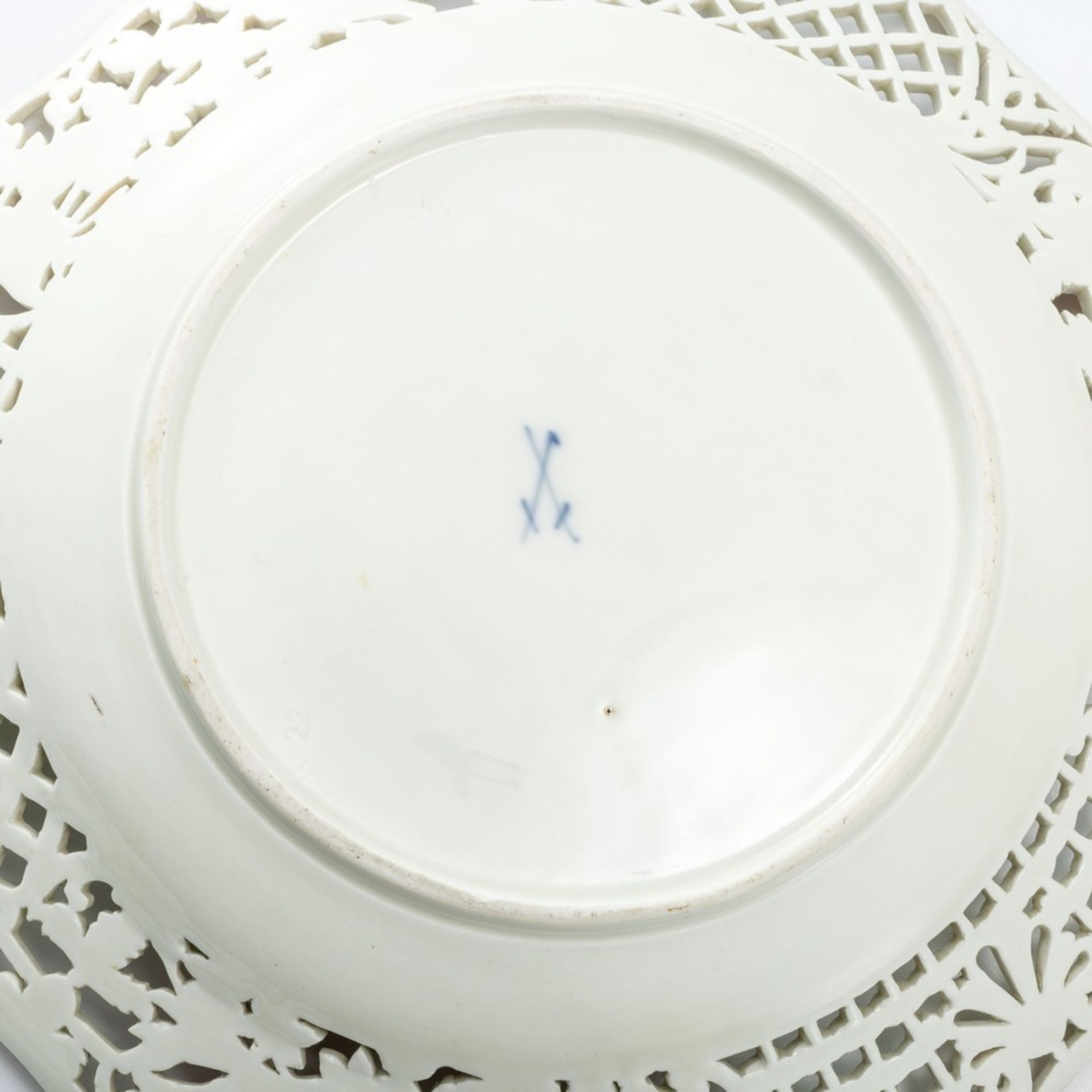 Dessertteller aus dem Möllendorff-Service Meissen, um 1761 - Bild 2 aus 2