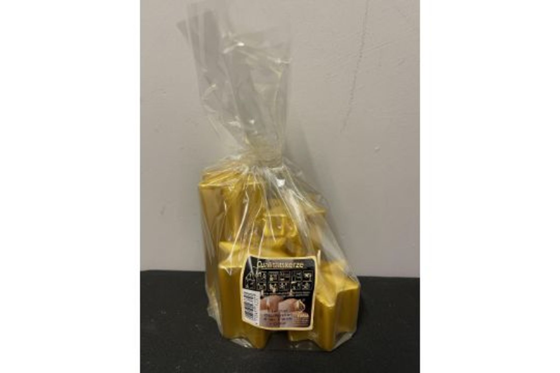 Pack Of 4 Gold Star Candles (various sizes) - Image 2 of 2