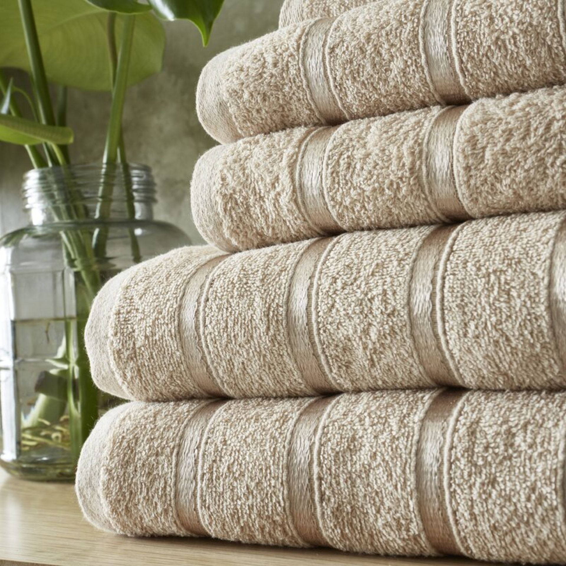 Boston 8 Piece Towel Bale - RRP £21.99 - Image 3 of 4