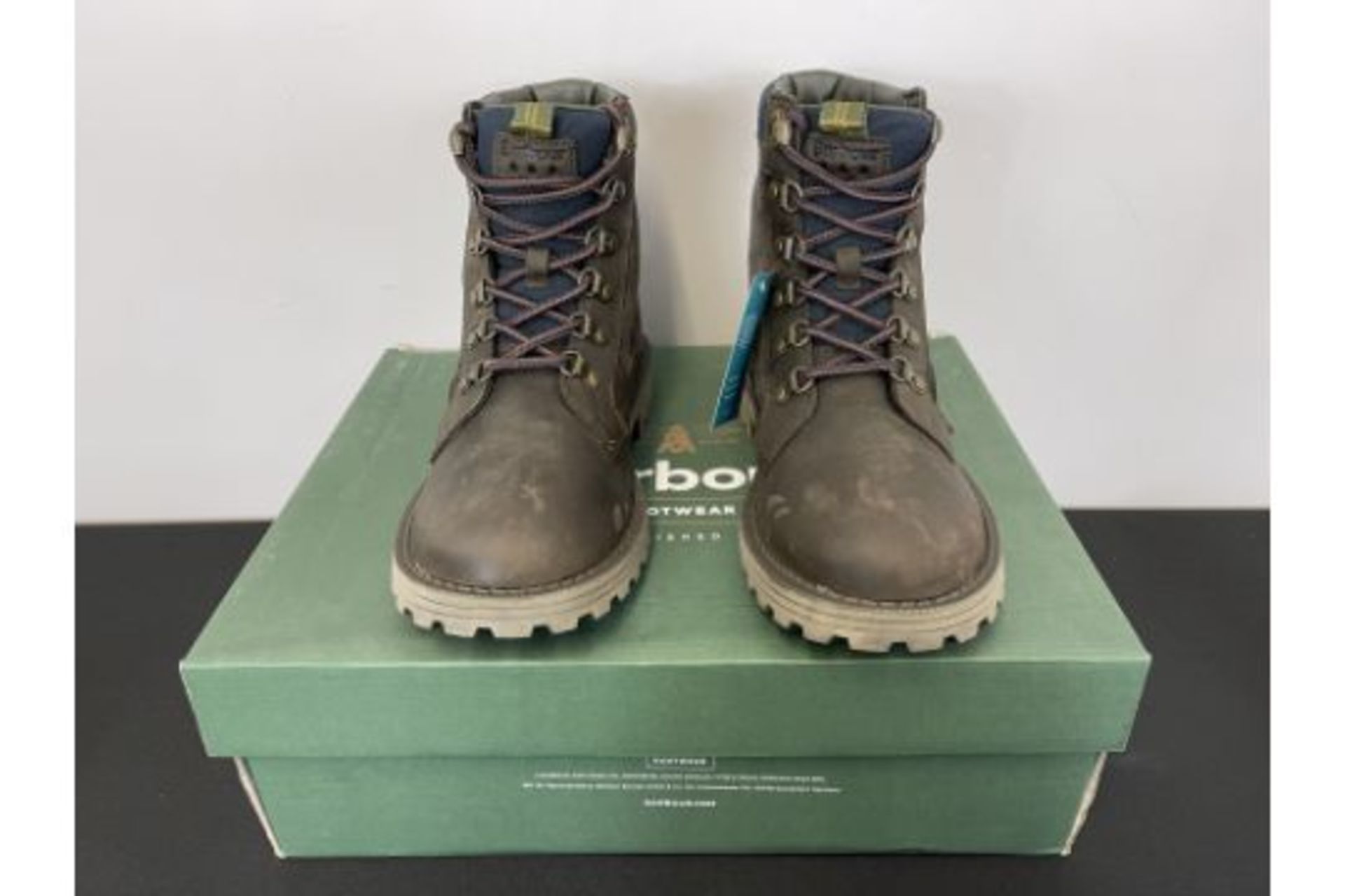 RRP £169 - New Size 8 Barbour Oak Chiltern Boots NO VAT - Image 2 of 2