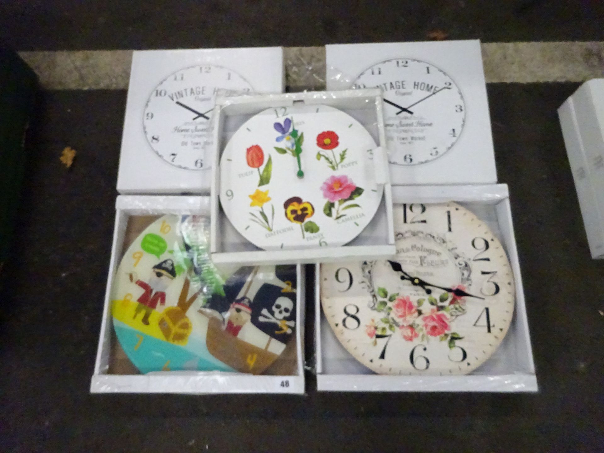 X5 WALL CLOCKS (VARIOUS DESIGNS)