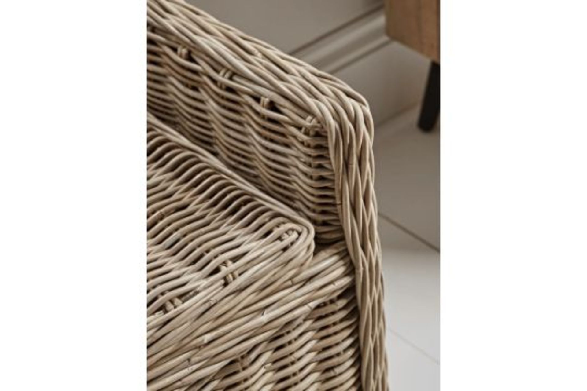 RRP £375 - Round Rattan Storage Bench - Small (lid doesn’t close flush and slighly wobbly) - Image 2 of 3