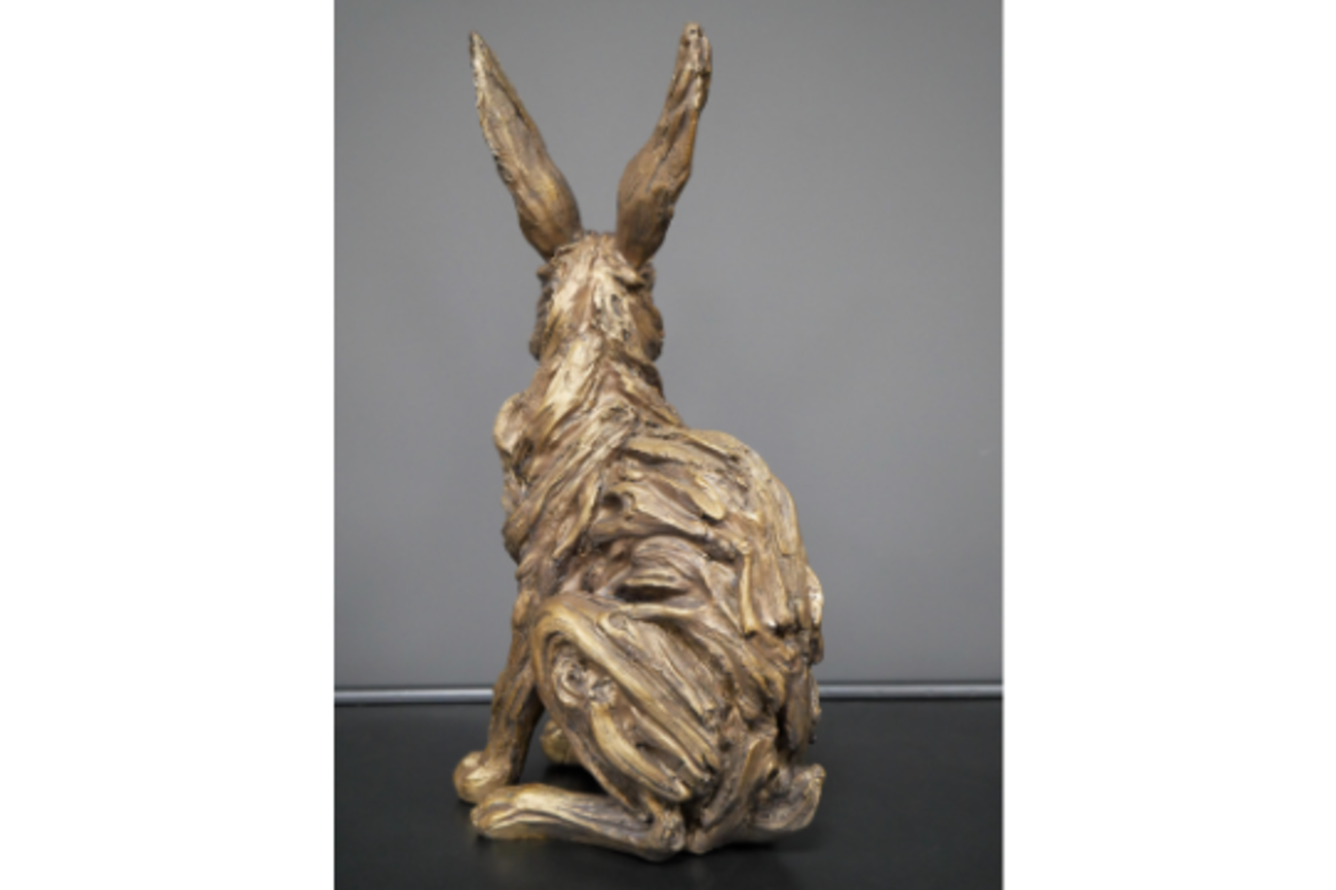 New 35cm Hare Figure - Image 2 of 2