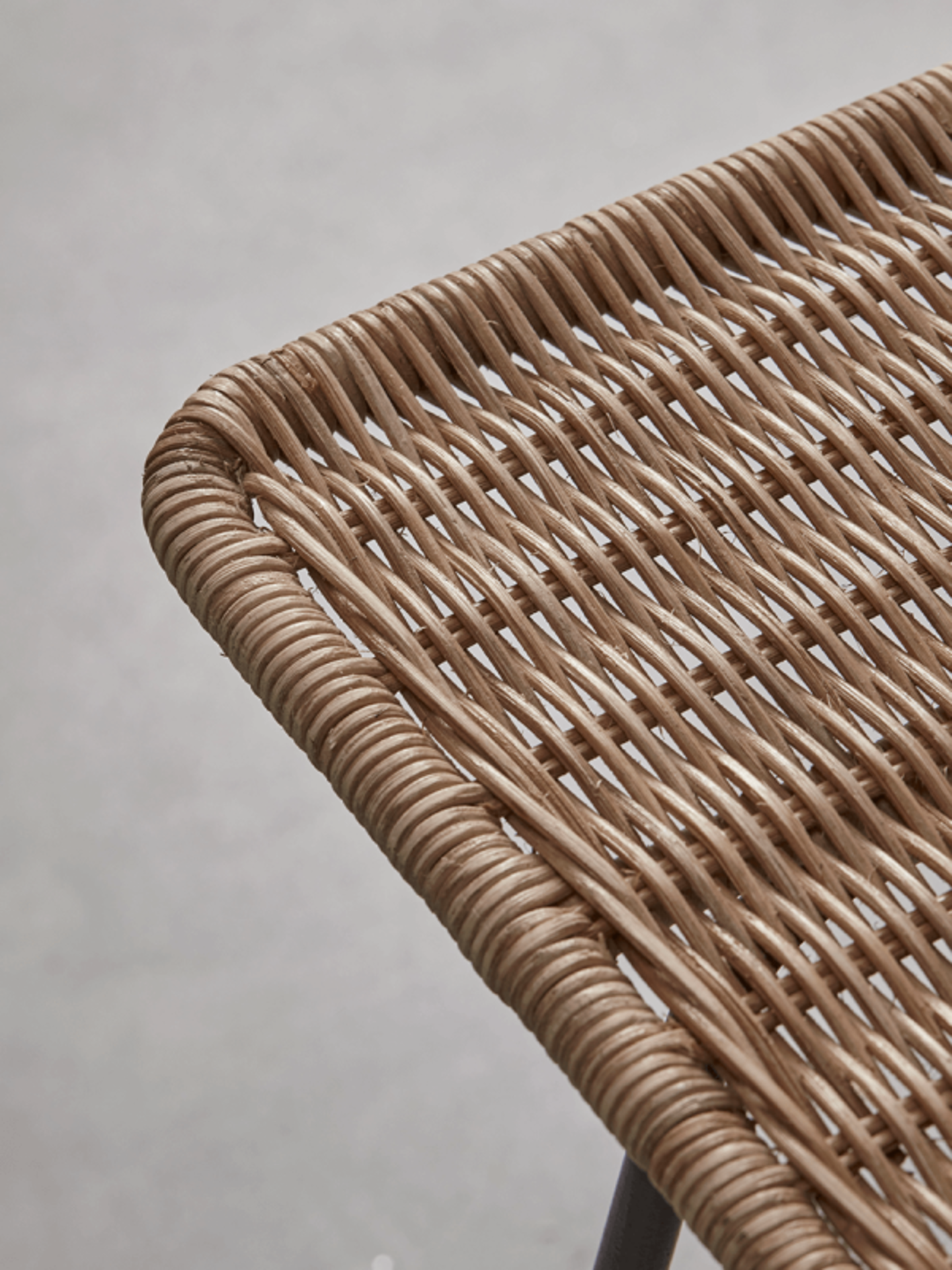 RRP £475 - Wicker Bench (Scuff On Leg) - Image 2 of 3