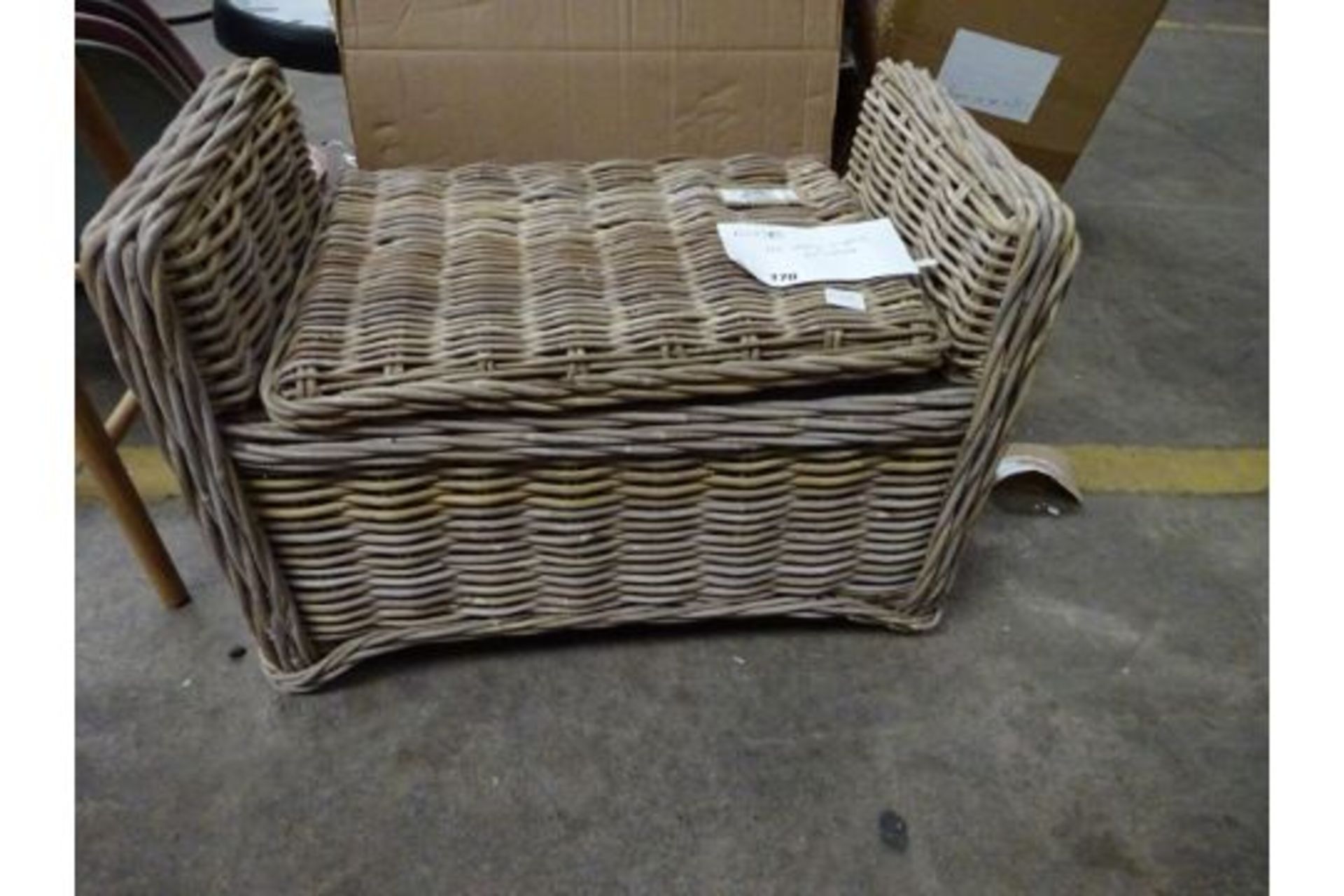 RRP £375 - Round Rattan Storage Bench - Small (lid doesn’t close flush and slighly wobbly) - Image 3 of 3