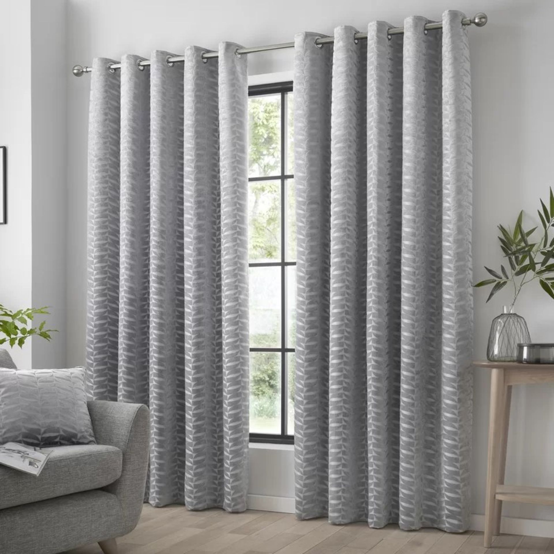 RRP £209 .99 - Dossett Eyelet Curtain (Set of 2)