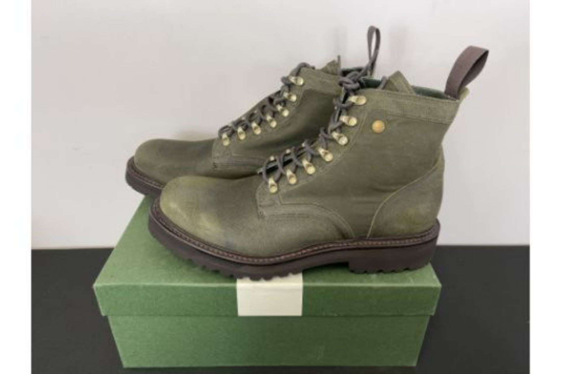 RRP - £189 - NEW SIZE 9 BARBOUR JOSEPH CHEANEY RELOVED OLIVE POLEBROOK