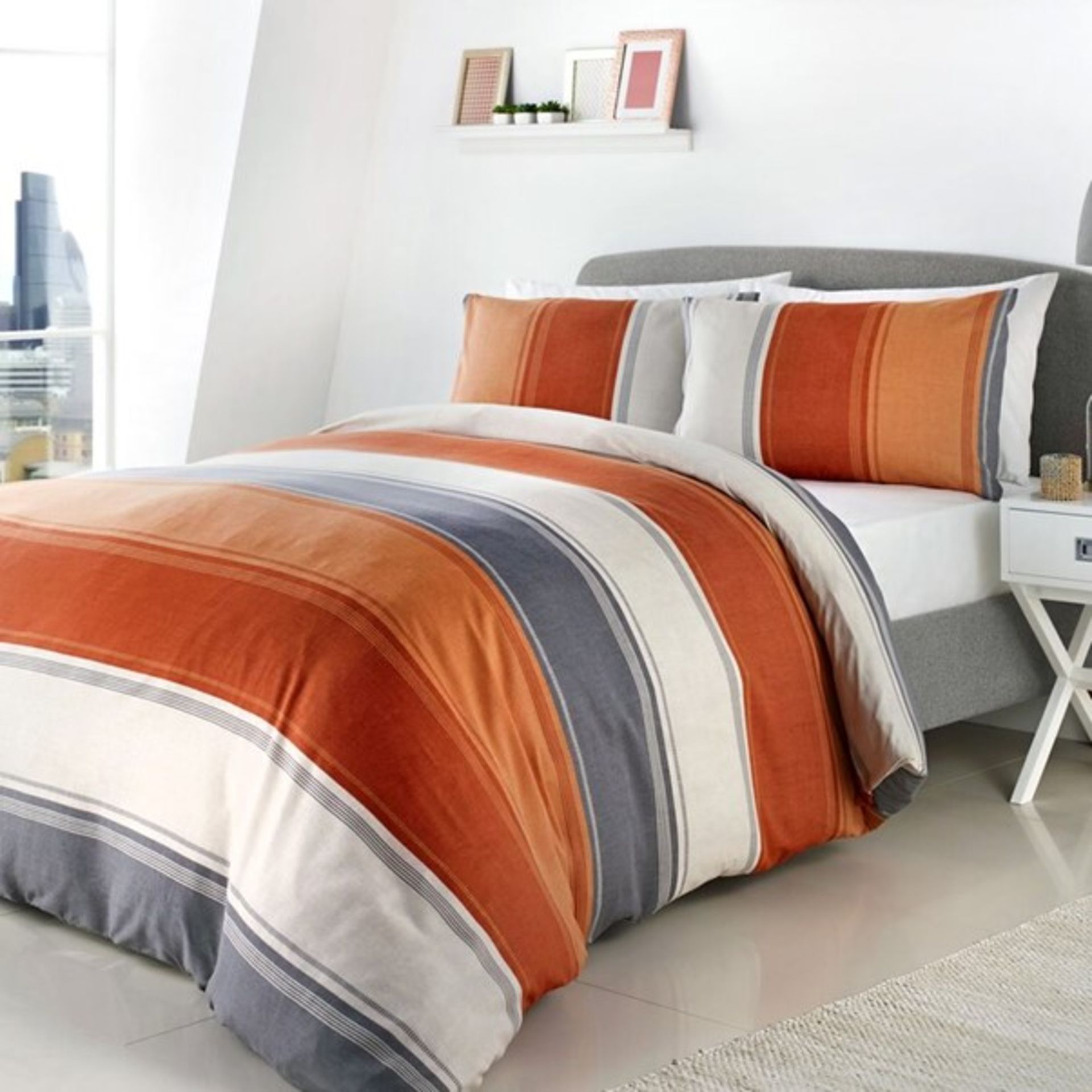 RRP £45 - 5FT Kingsize Charlemont Duvet Cover Set