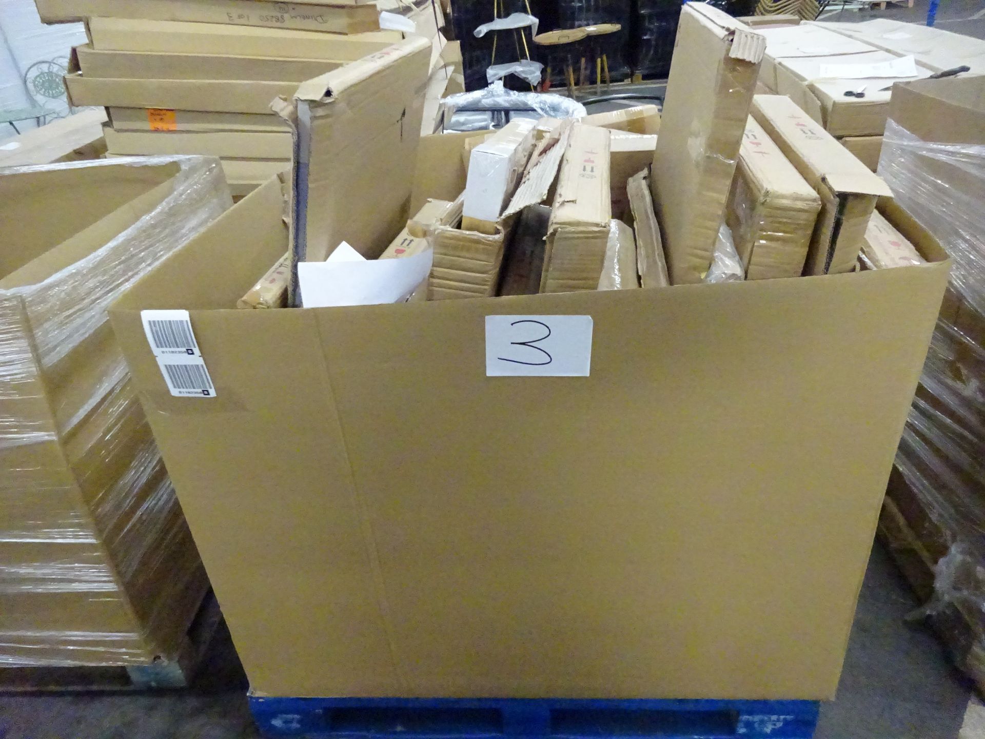 Pallet Of Arthouse Ungraded Customer Returns From Next, May Include Canvases, Wallpaper, Wall Art, H