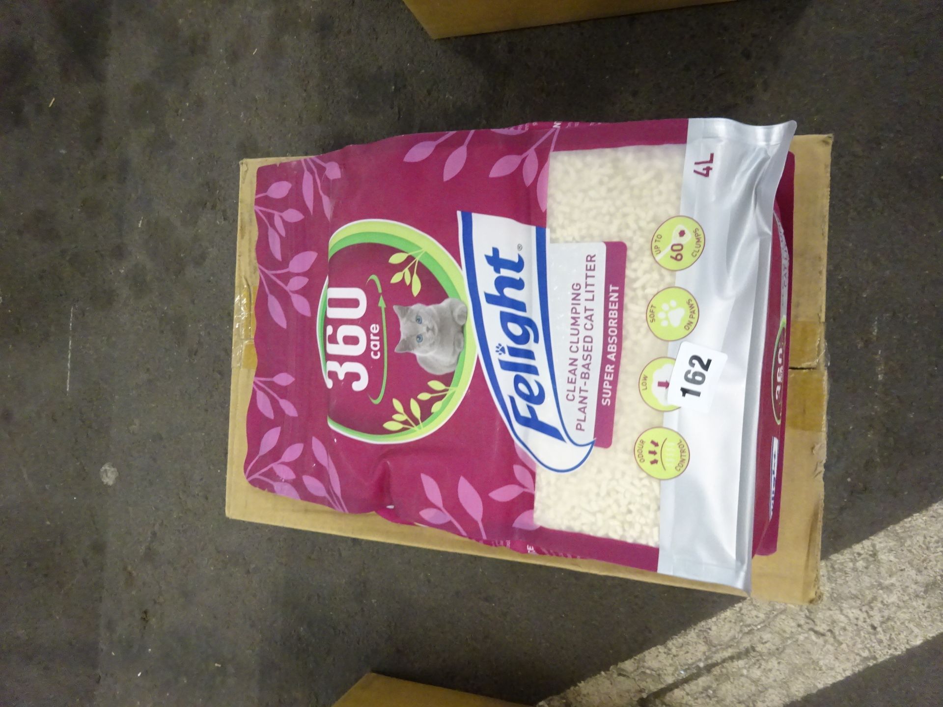 6 BAGS OF FELITE CAT LITTER