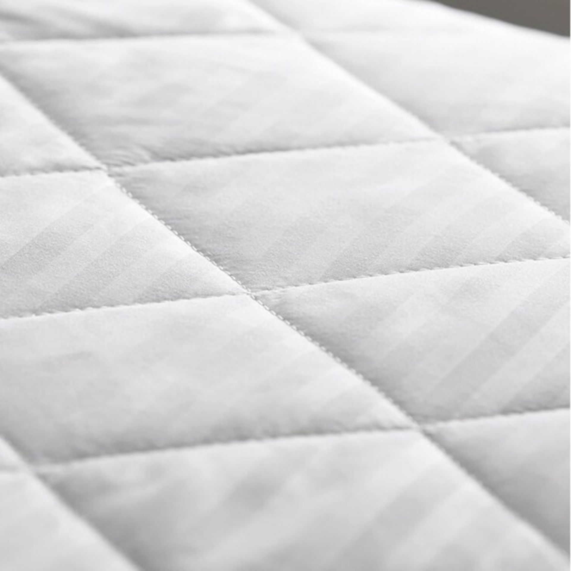 RRP £30 - 3FT Single Snuggledown Scandinavian Hollowfibre Mattress Protector