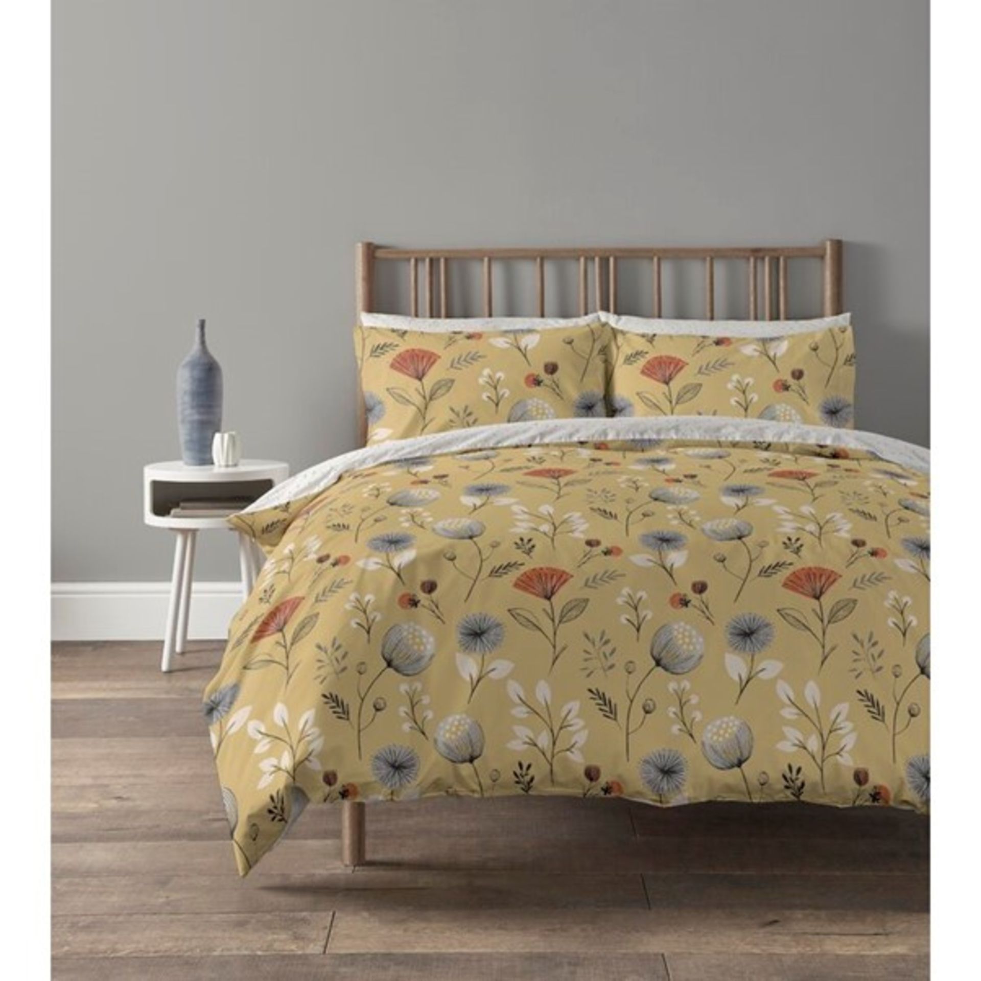 RRP £20 - 4FT 6 Double Arsenault Duvet Cover Set