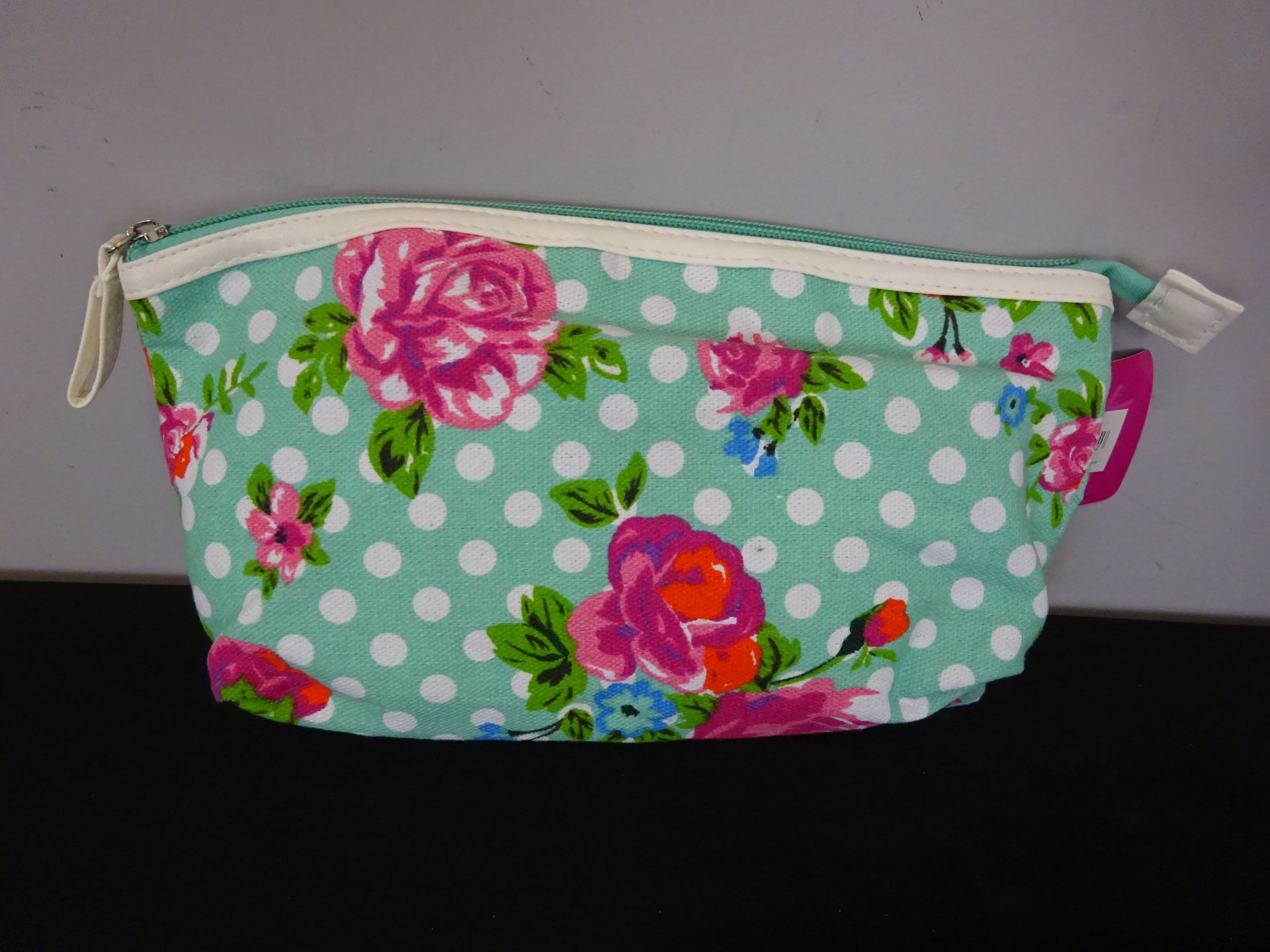 New Green Flower Patterened Cosmetic Wash Bag