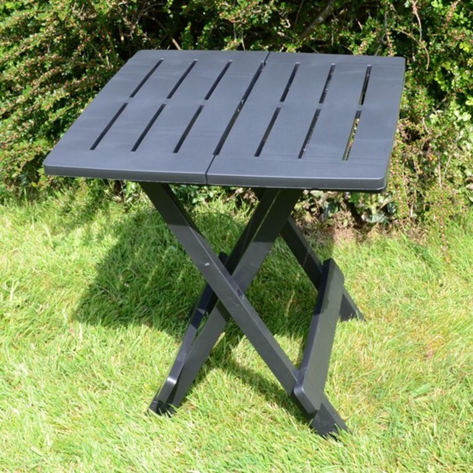 RRP £39.99 - Marna Folding Plastic Side Table - 50cm H x 44cm L x 44cm D - Image 2 of 2